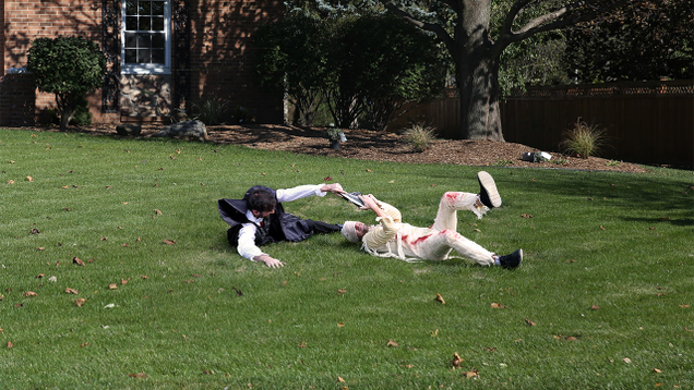 Illustration for article titled Enter If You Dare! These Pictures Of A Mummy And A Vampire Fighting Over A Single Sneaker Will Leave You With Halloween Goosebumps!